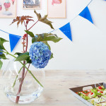 Blauer Abend Kleine Fische Nippes Blumen